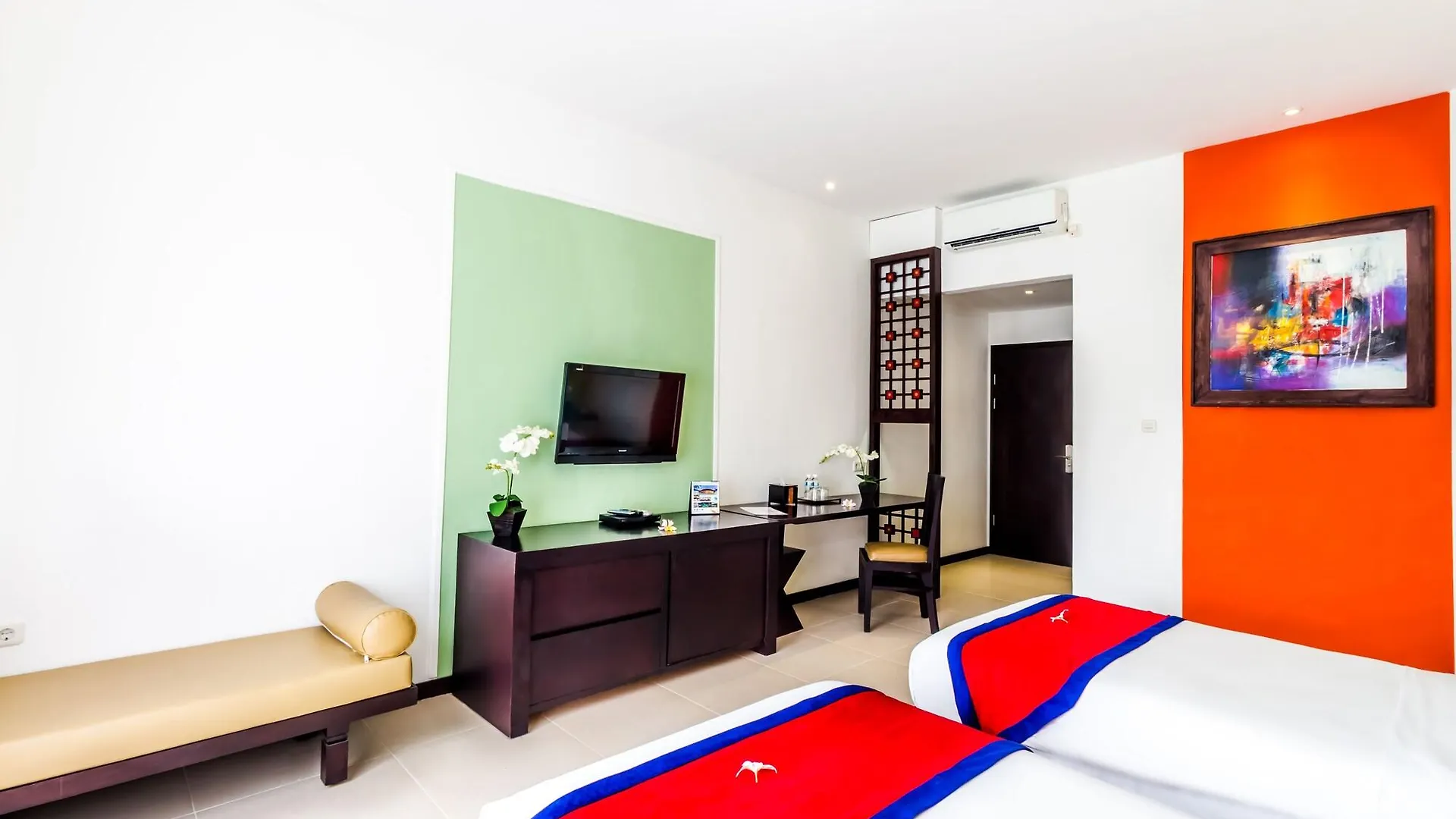 ***  Ozz Hotel Kuta Bali Manage By Ozz Group Indonesia
